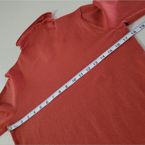 Duluth Trading Co. Women's Clay Ruched Neck Long Sleeve Pullover Sweater - Picture 3 of 3